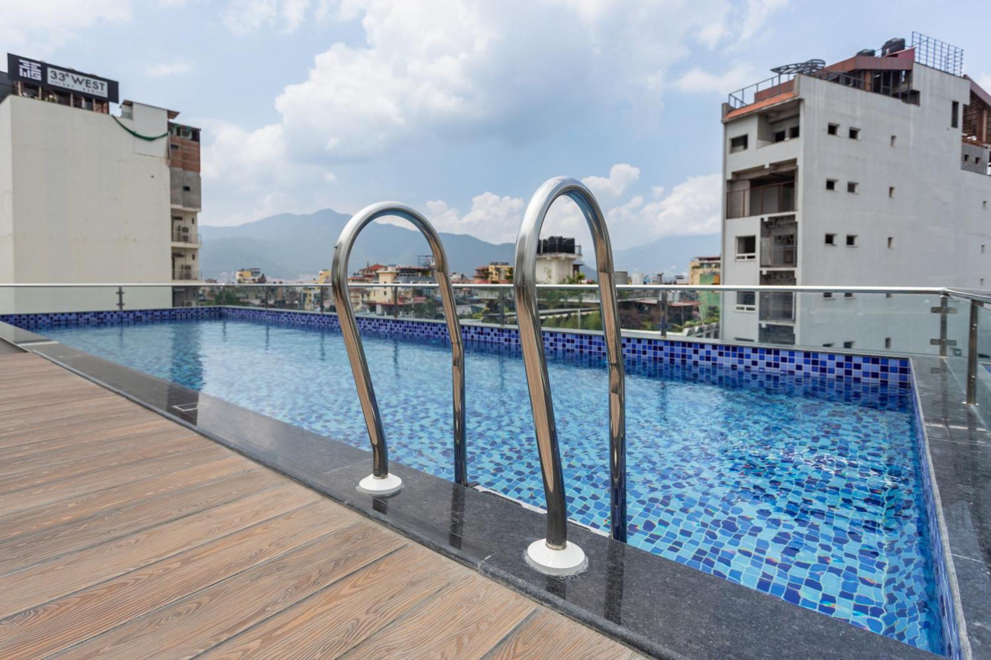 Hotel Lo Mustang Kathmandu Exterior photo